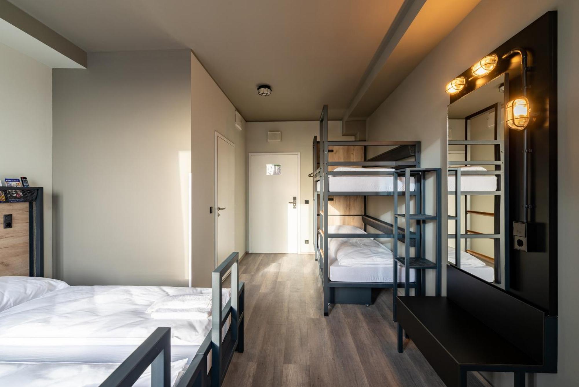A&O Hostel Firenze Campo Di Marte מראה חיצוני תמונה