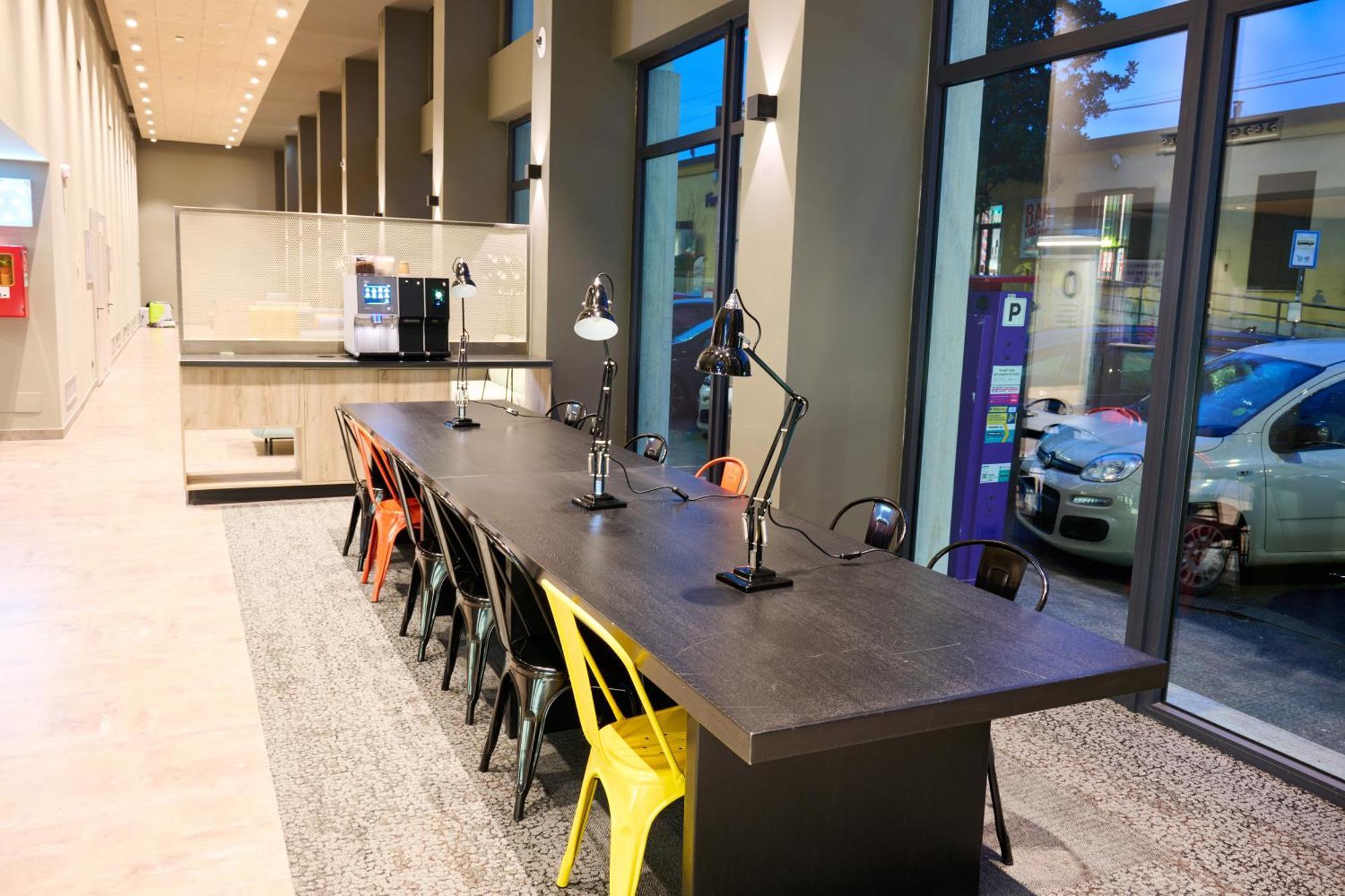 A&O Hostel Firenze Campo Di Marte מראה חיצוני תמונה